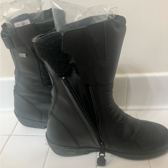 Forma Rose HDry Ladies Motorcycle Boots - Picture 5 of 11